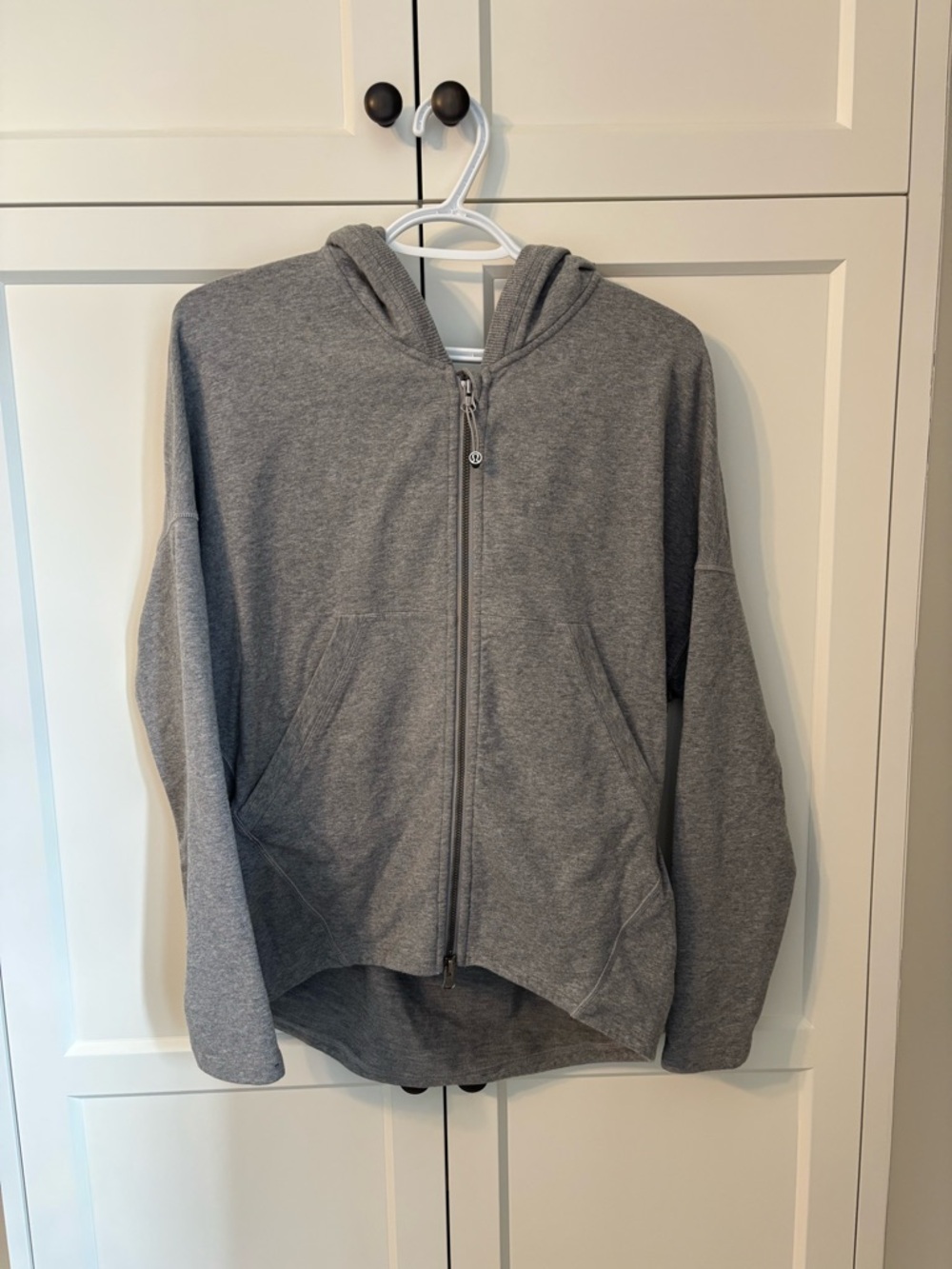 Lululemon Hold Your Om Hoodie Size 6 | Heathered Grey | Relaxed Fit

⸻ - Picture 3 of 5